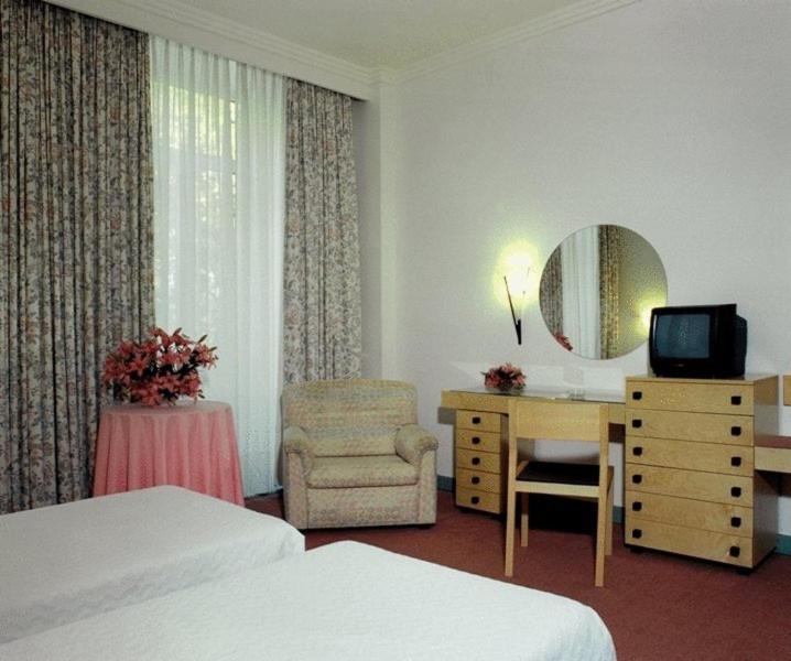 Hotel Das Termas Geres Ruang foto